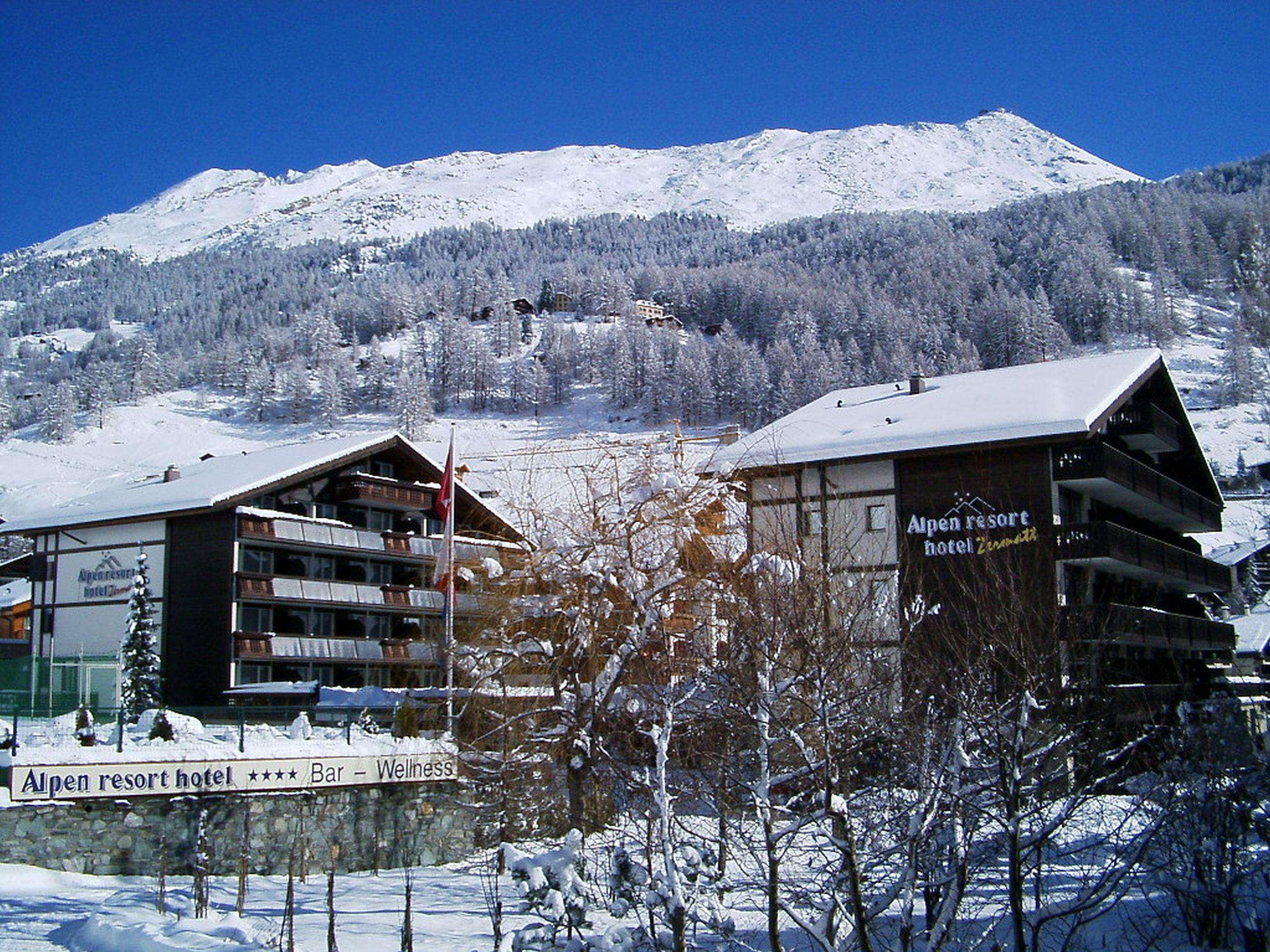 Alpen Resort Hotel Zermatt Exterior foto