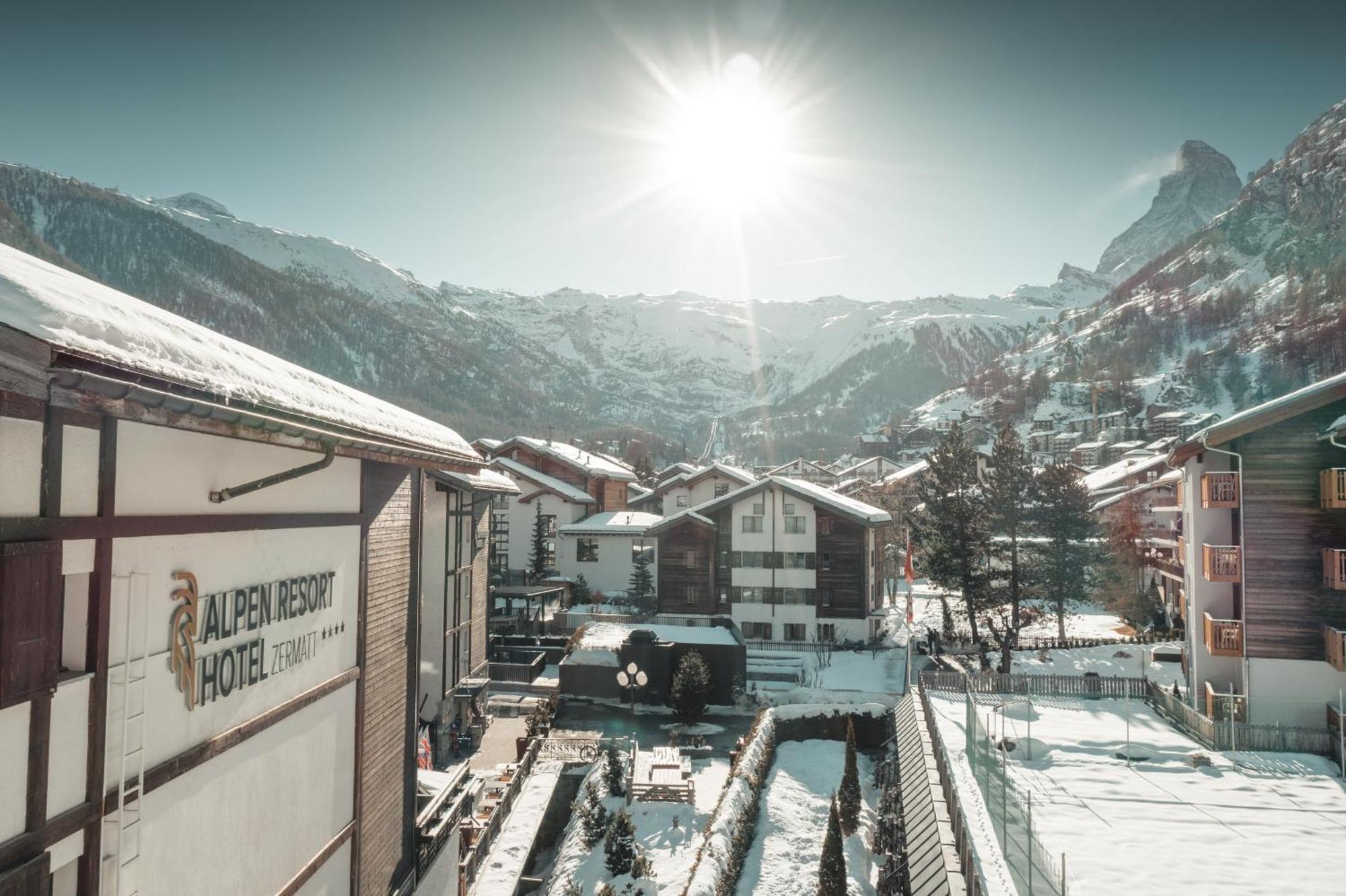 Alpen Resort Hotel Zermatt Exterior foto