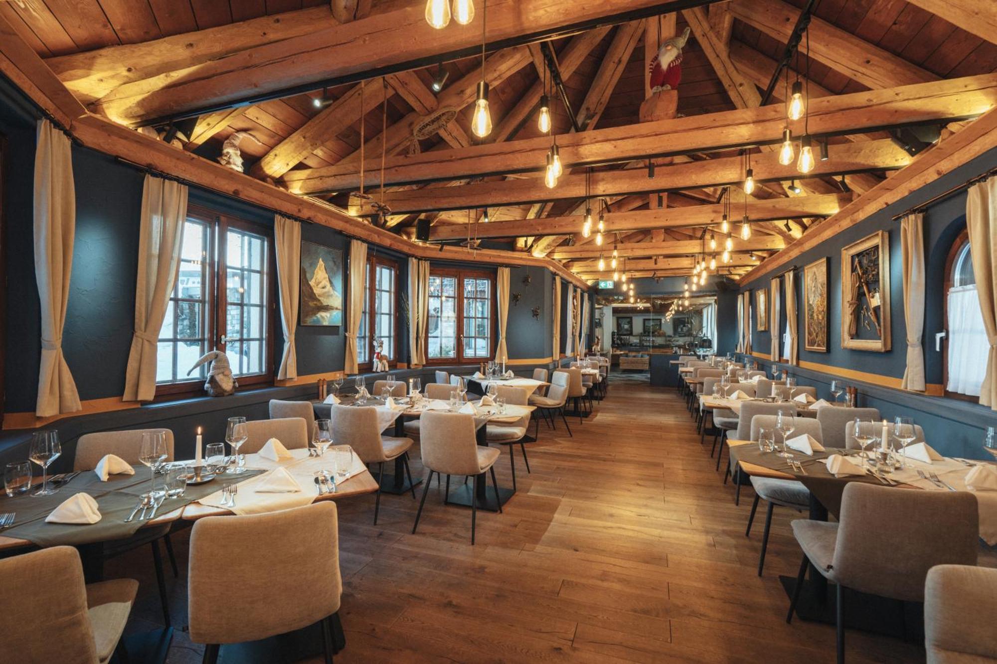 Alpen Resort Hotel Zermatt Exterior foto
